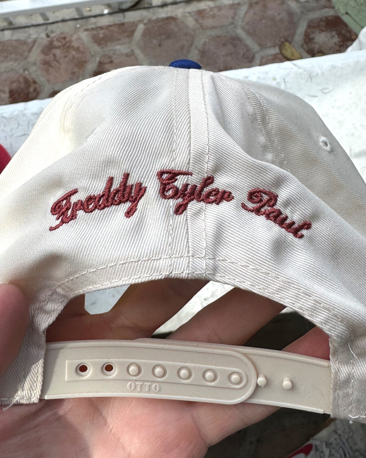 'Hold Your Horses’ Hat