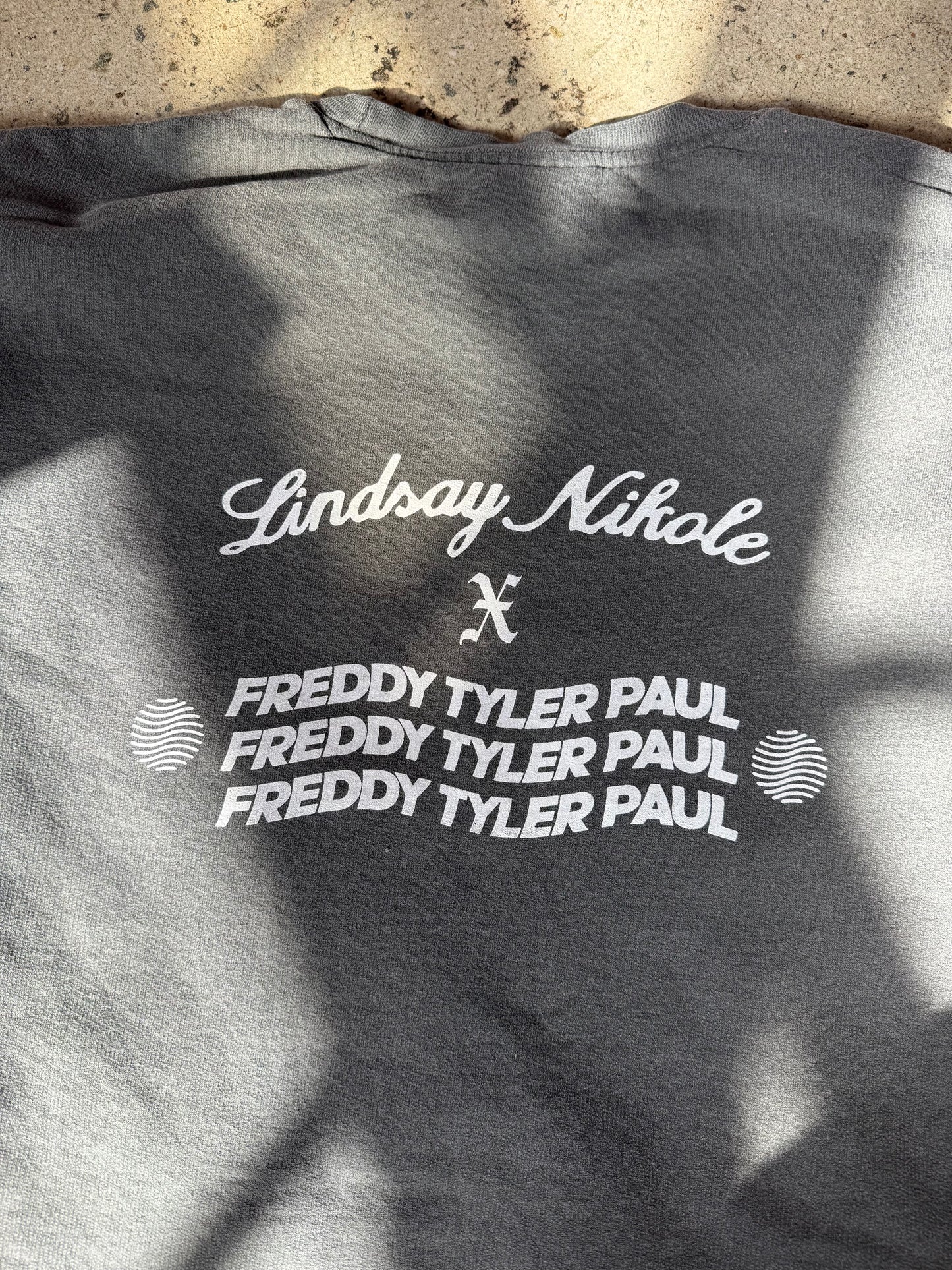 'Extinct Freak' Top